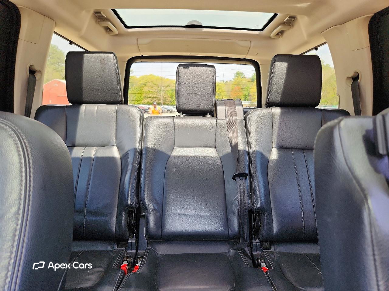 Land Rover LR4 2016