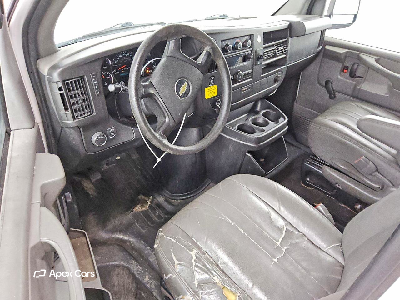 Chevrolet Express 2012