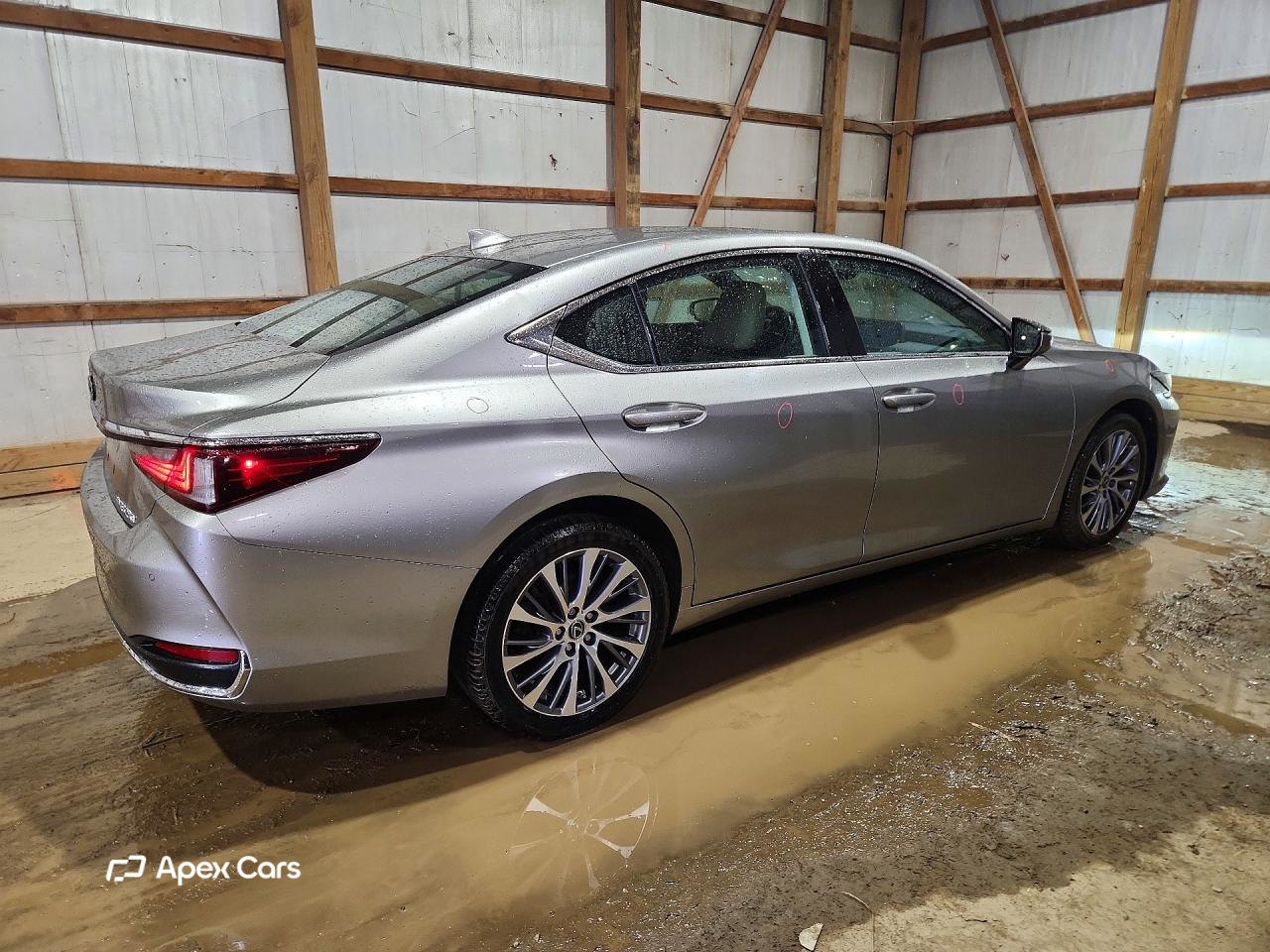 Lexus ES 2021