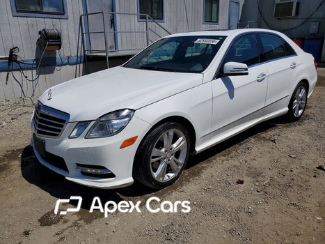 Mercedes-Benz E-klasse 2013 - Zdjęcie 1 z 12