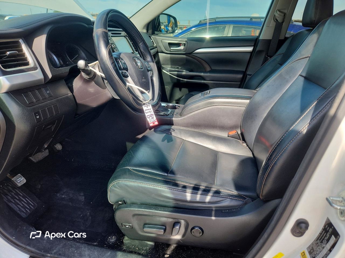 Toyota Highlander 2016