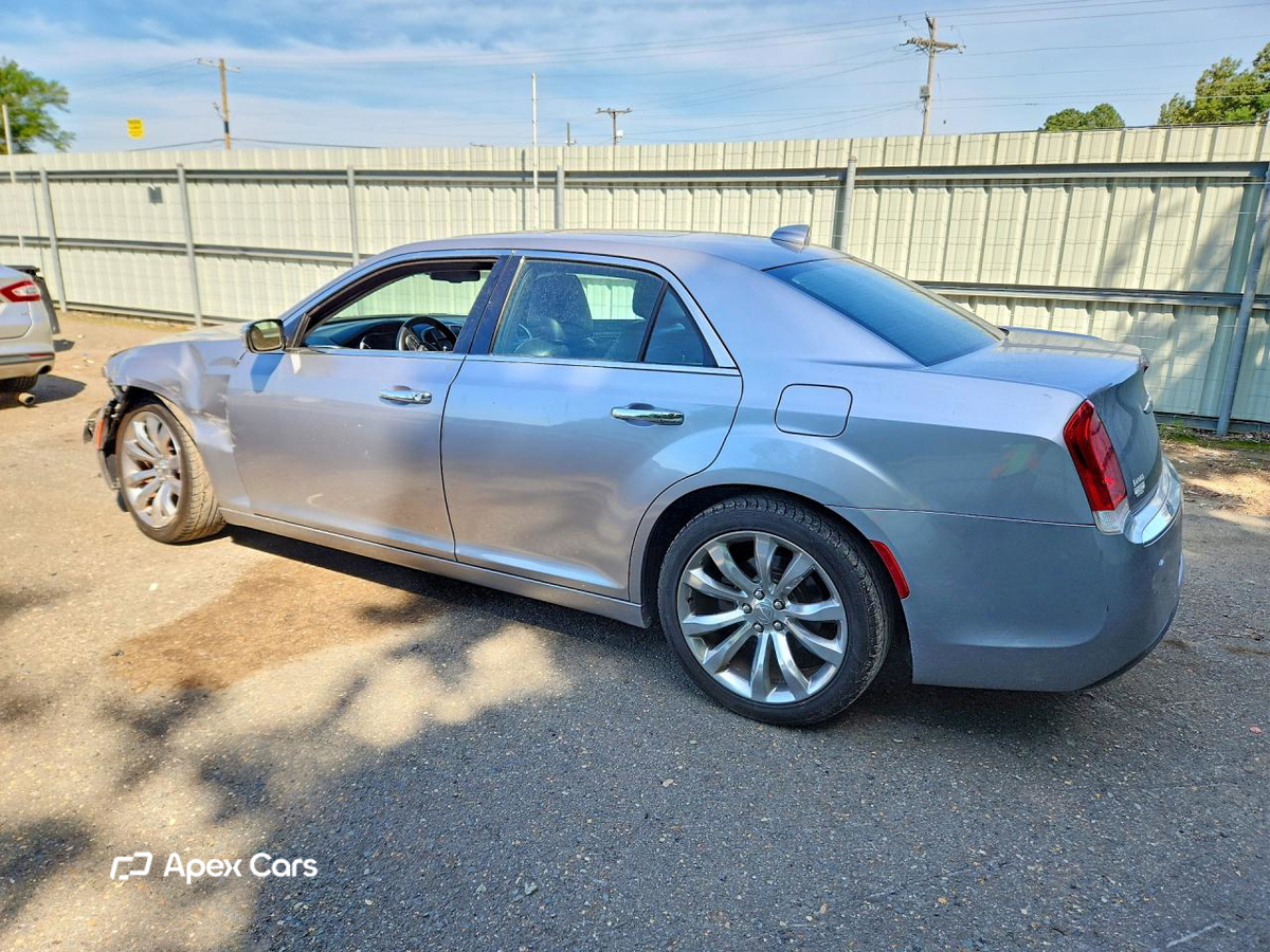 Chrysler 300 2017