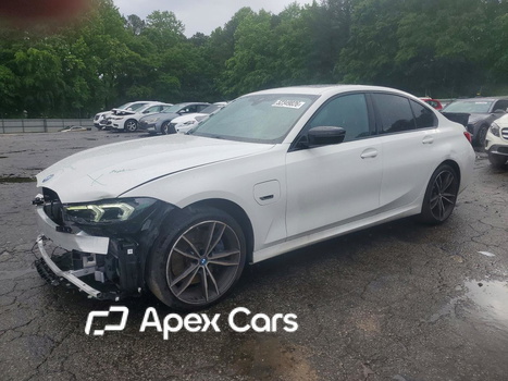 BMW Series 3 2023 - Image 1 of 11
