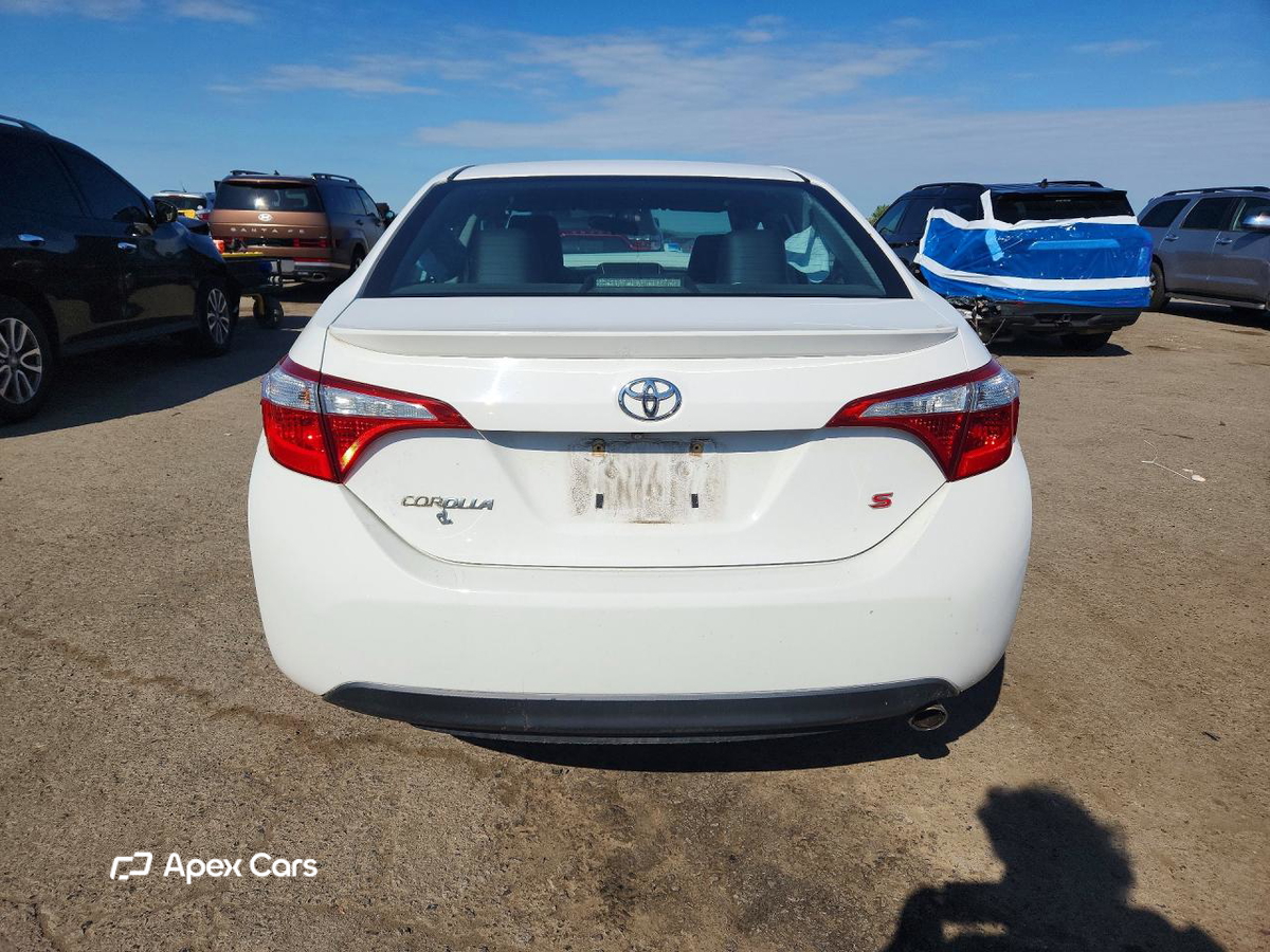 Toyota Corolla 2015