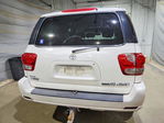 Toyota Sequoia 2005