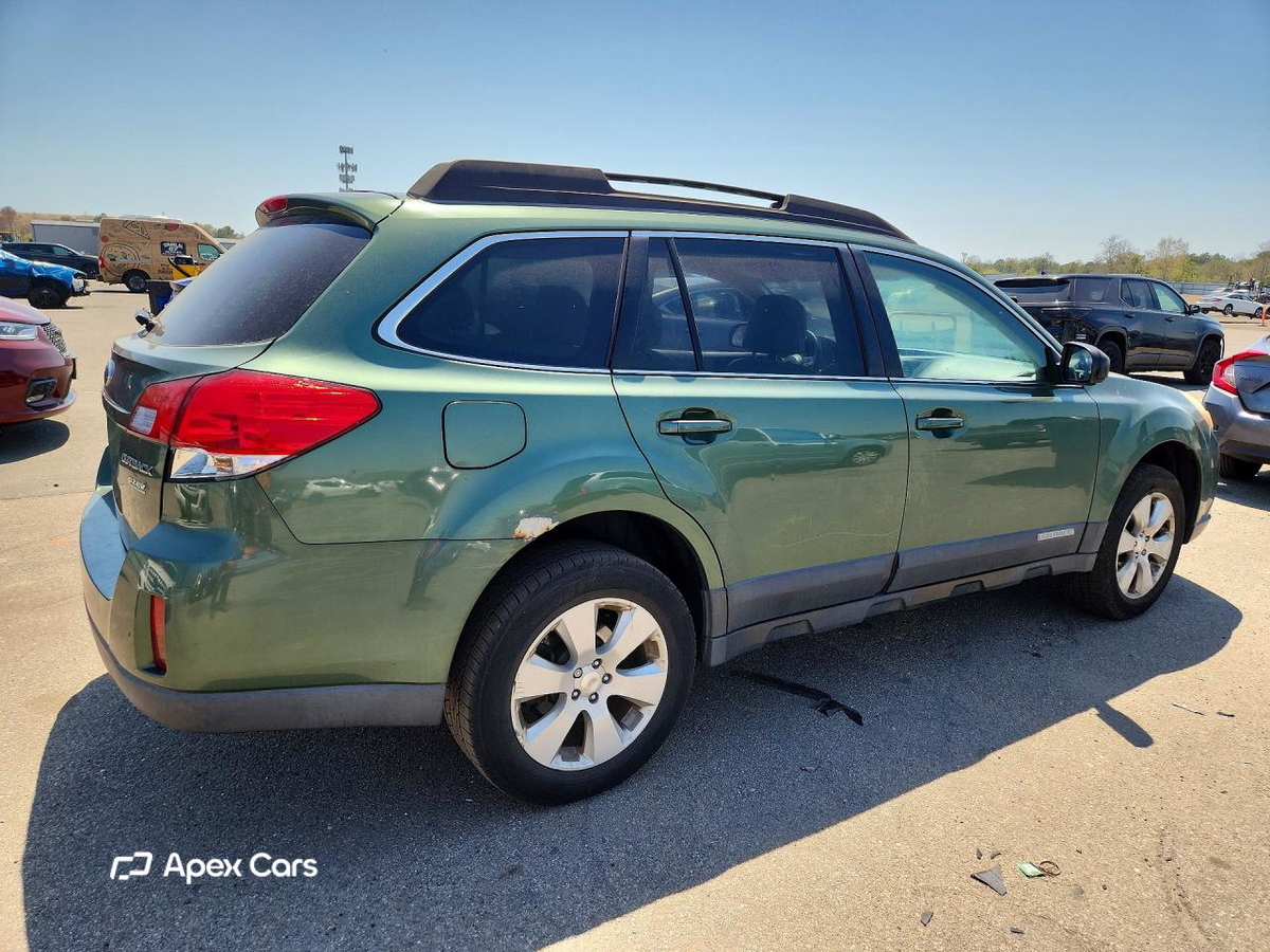 Subaru Outback 2011