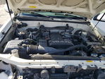 Toyota Sequoia 2005