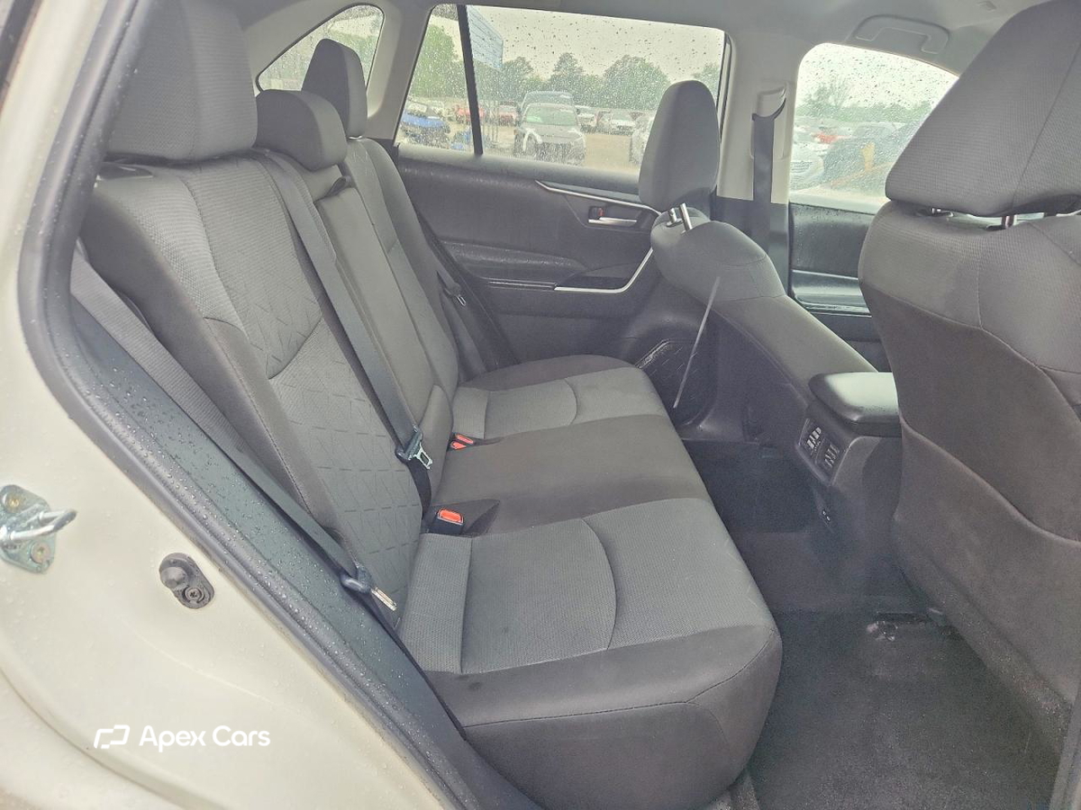 Toyota RAV 4 2025