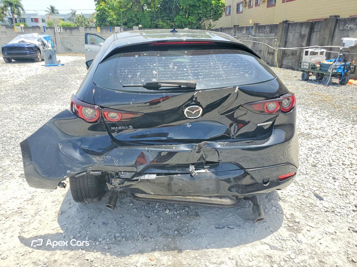 Mazda 3 2019