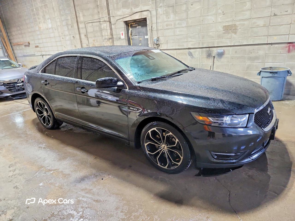 Ford Taurus 2015