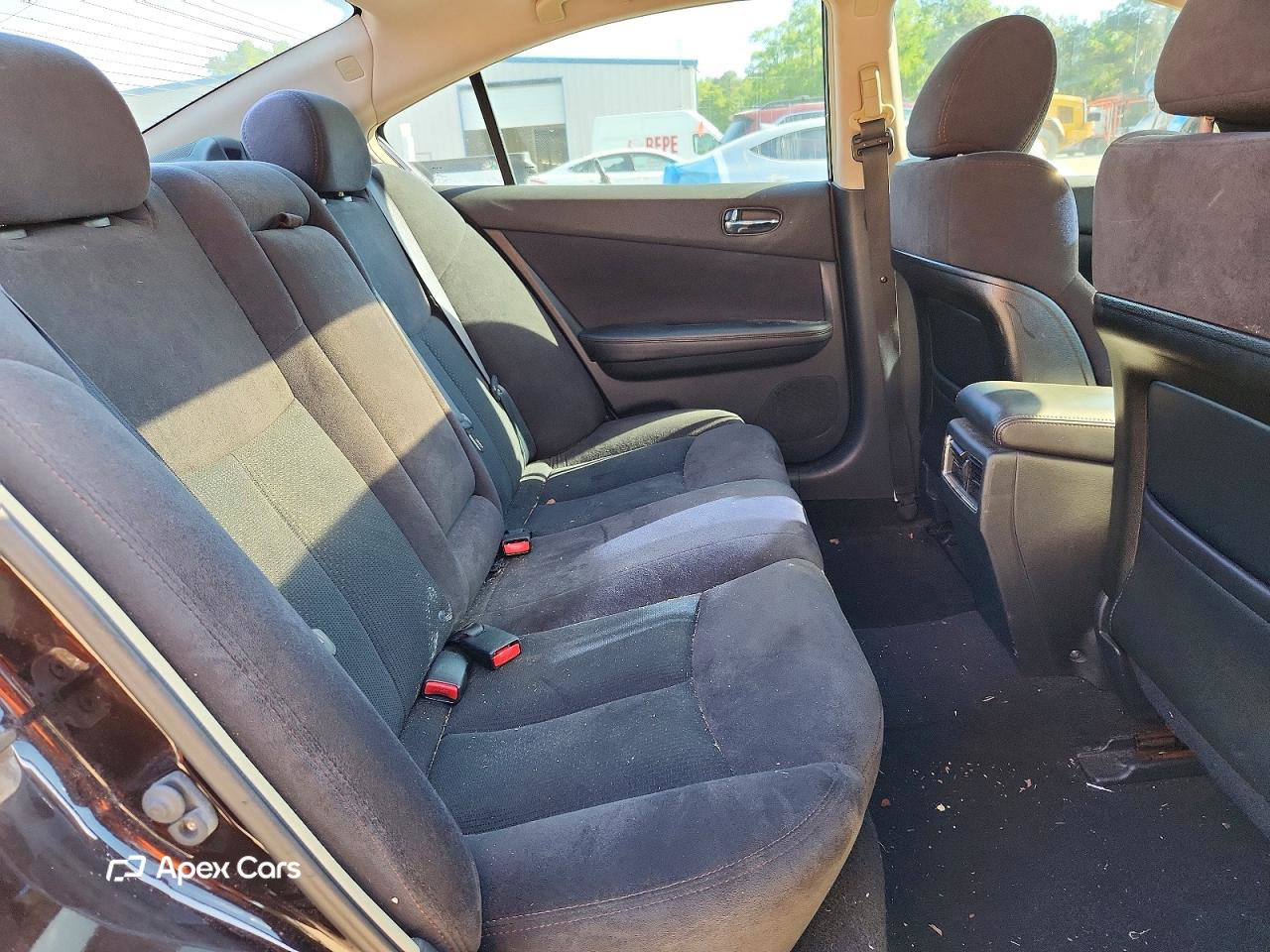 Nissan Maxima 2010