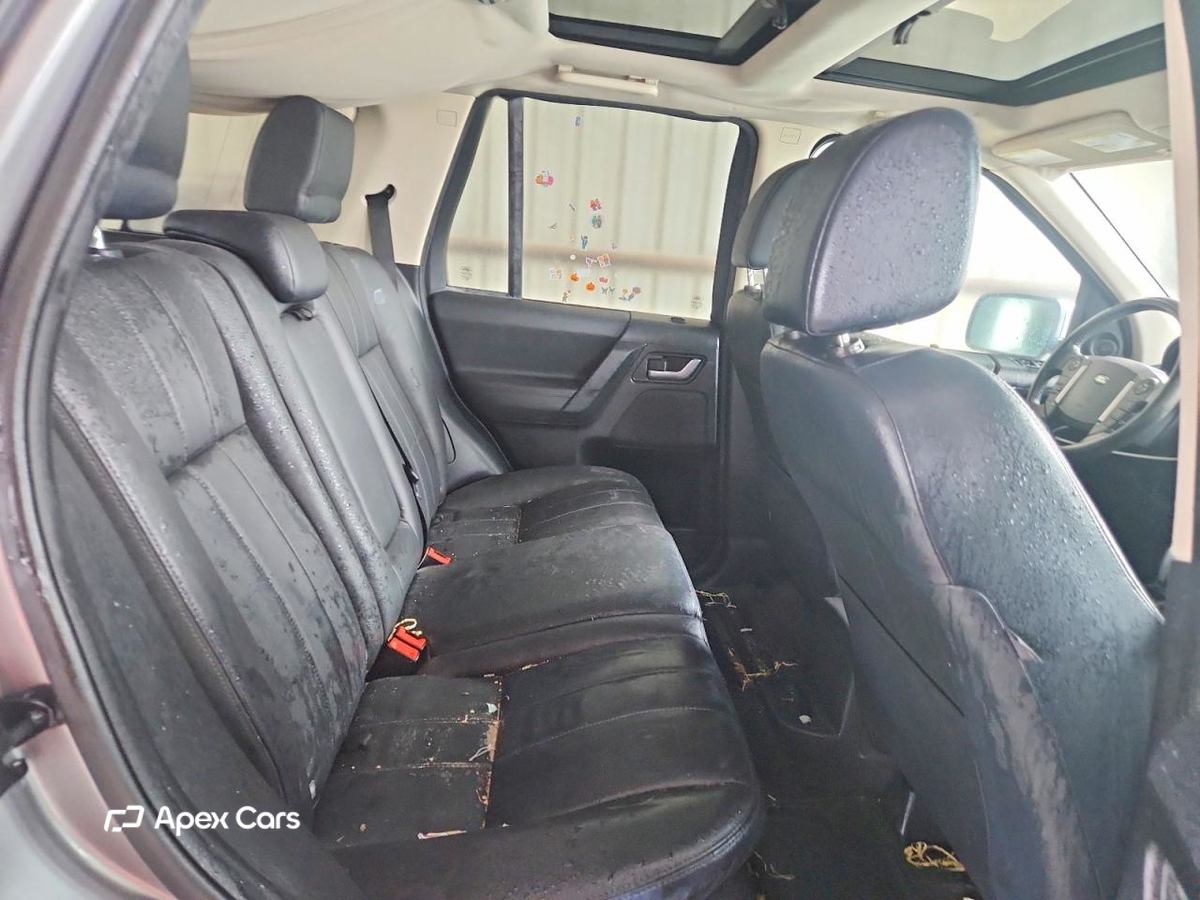 Land Rover LR2 2013