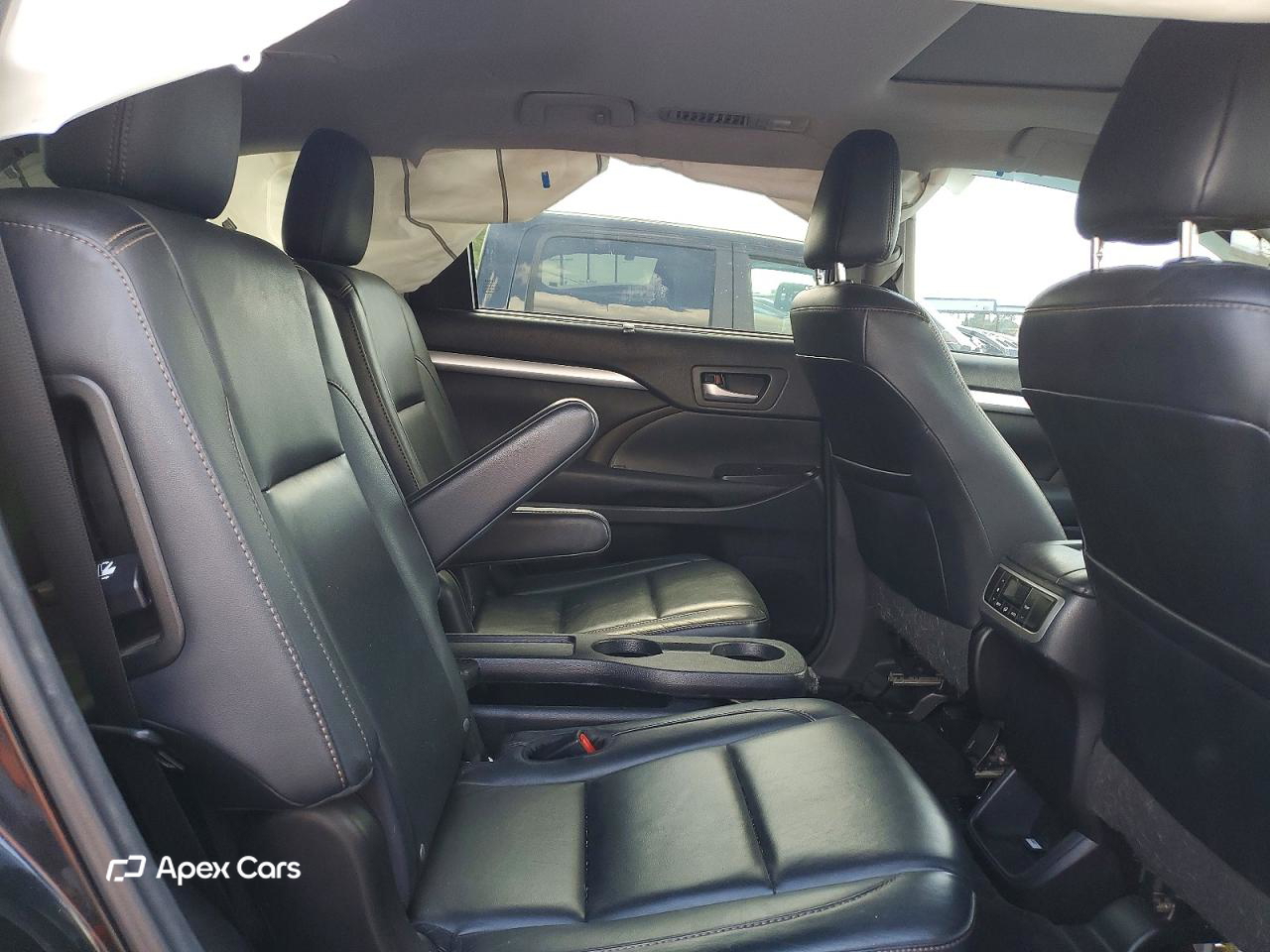 Toyota Highlander 2016