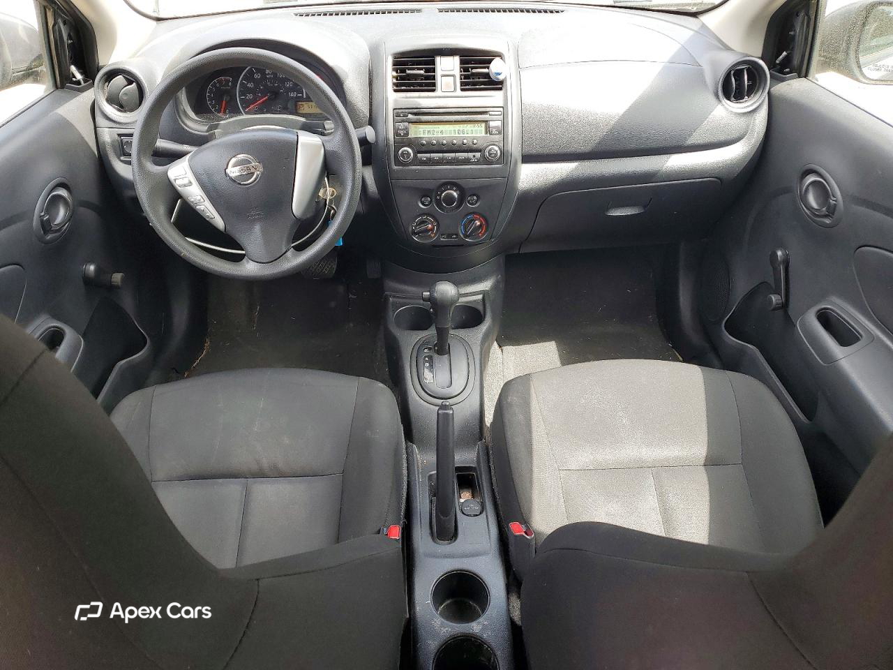 Nissan Versa 2016