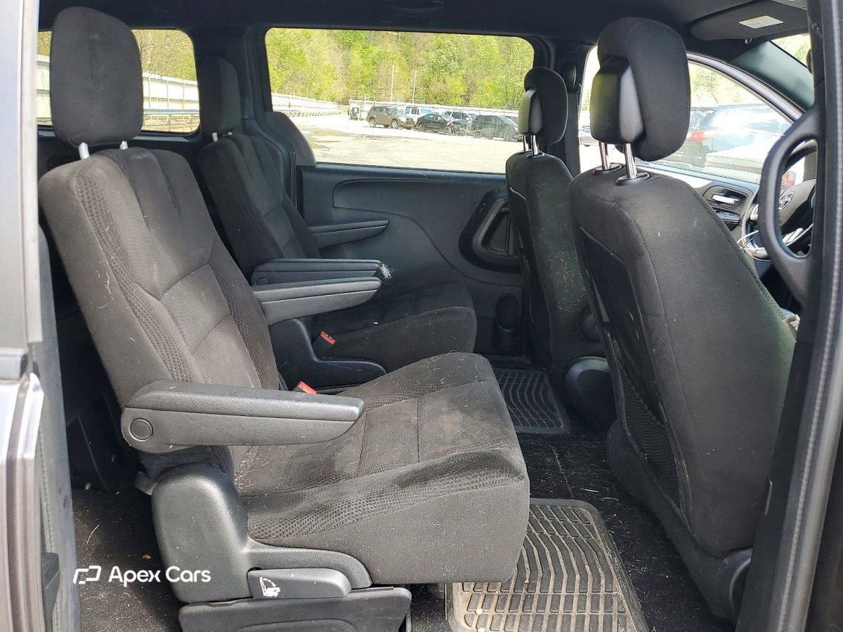 Dodge Caravan 2015