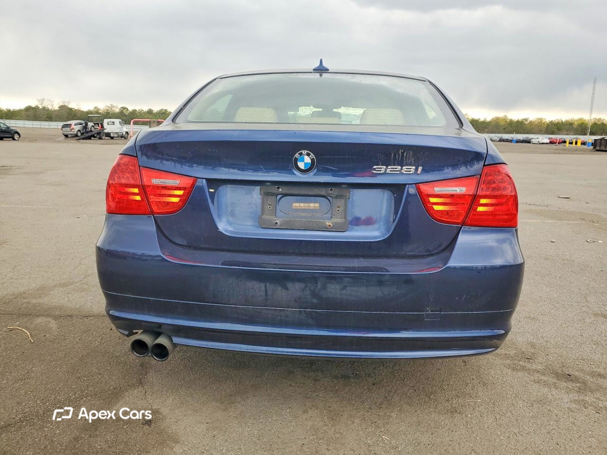 BMW Series 3 2011