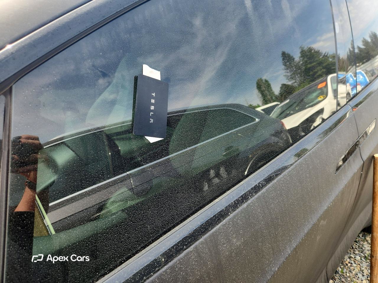 Tesla Model X 2025