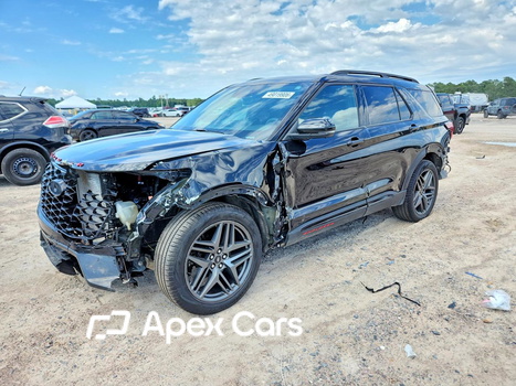 Ford Explorer 2025 - Image 1 of 13