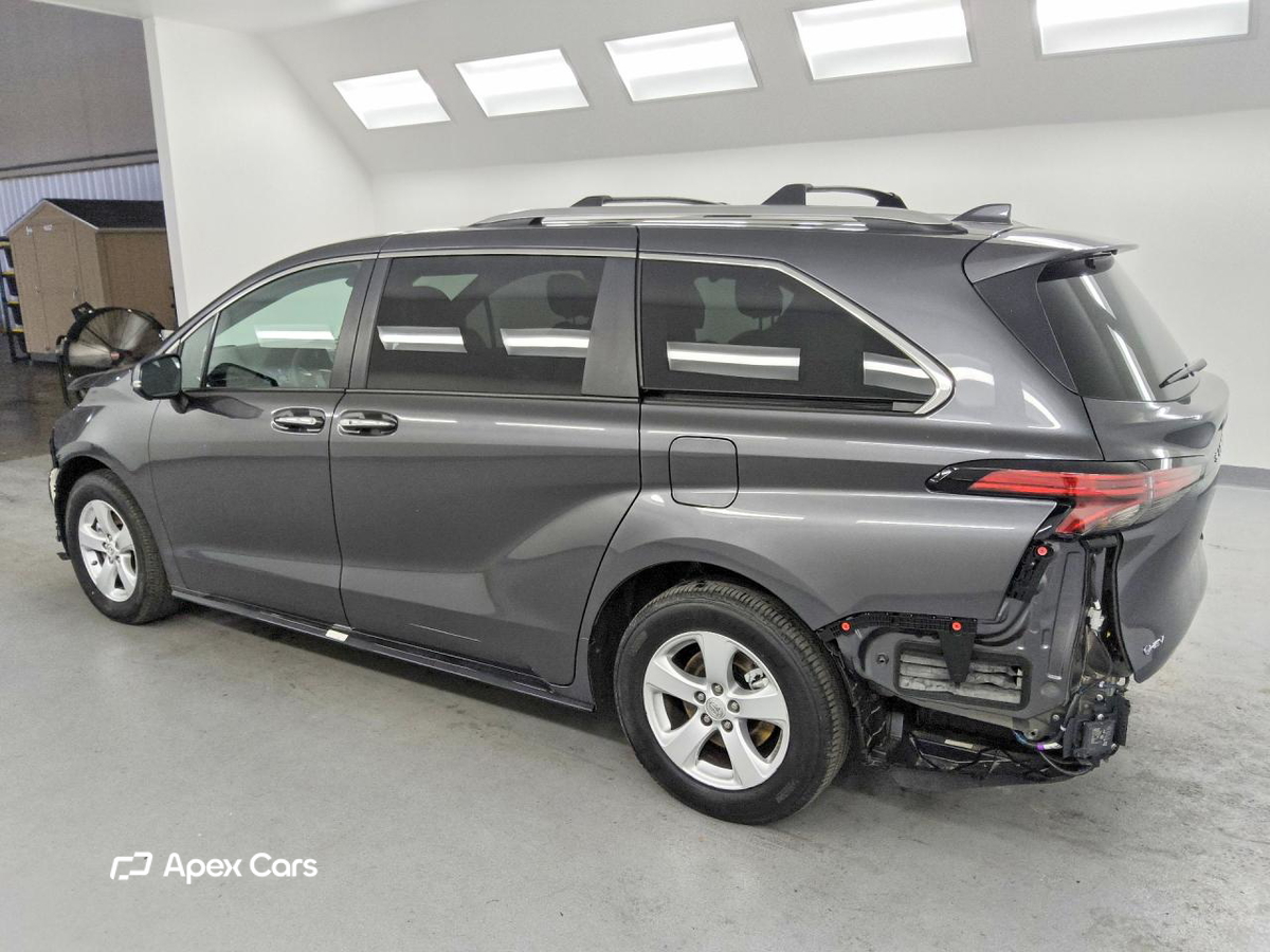 Toyota Sienna 2025