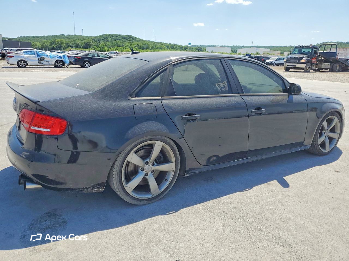 Audi RS4 2012