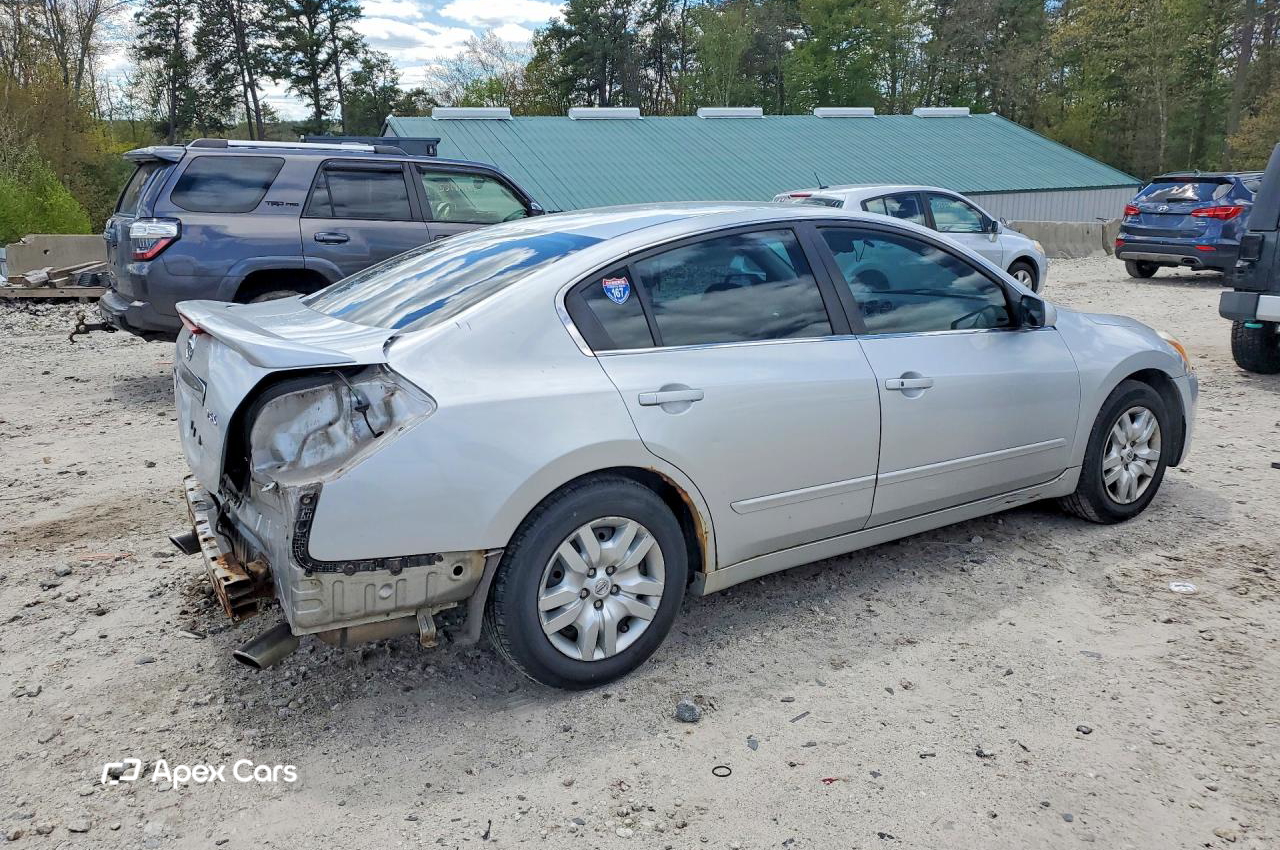 Nissan Altima 2012