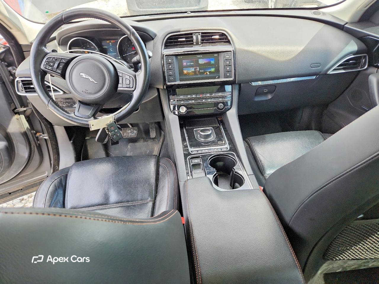 Jaguar F-Pace 2017