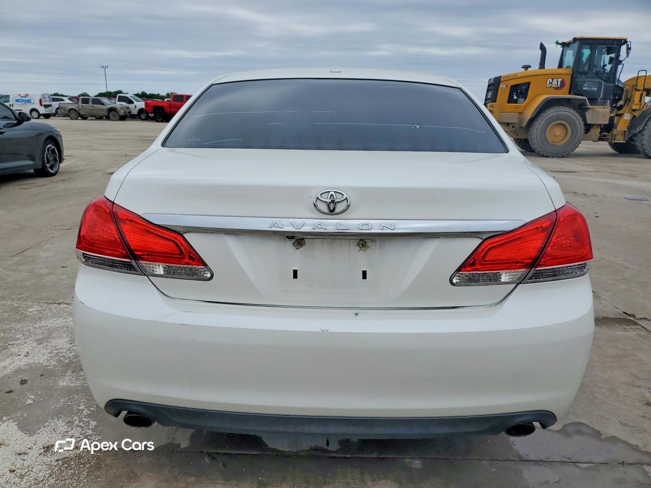 Toyota Avalon 2011