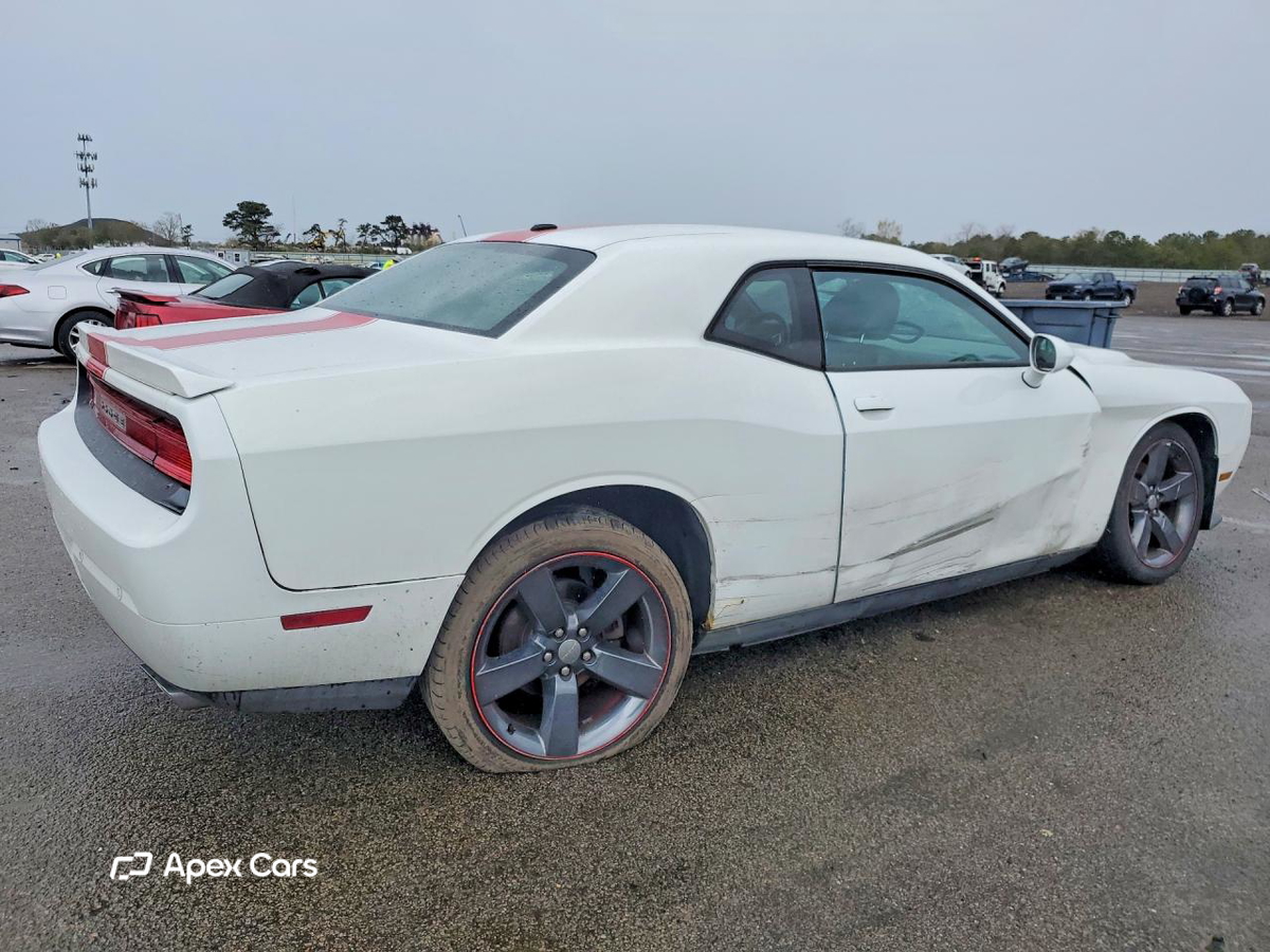 Dodge Challenger 2013
