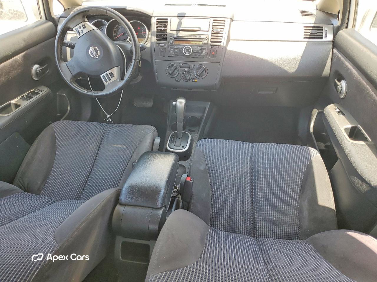 Nissan Versa 2011