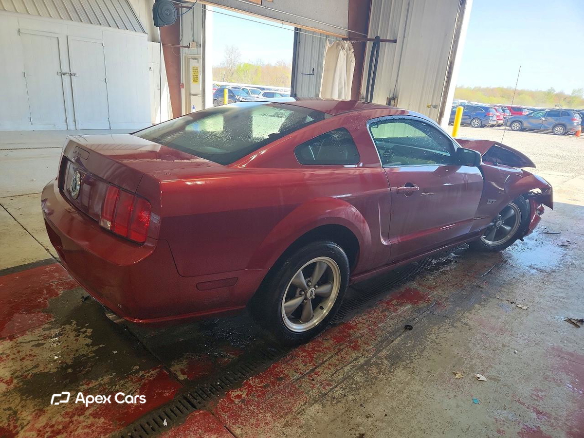 Ford Mustang 2006