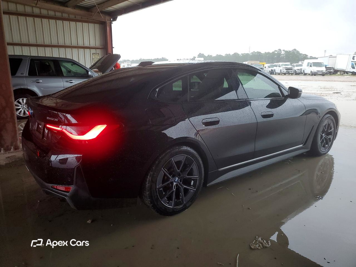 BMW i4 2023