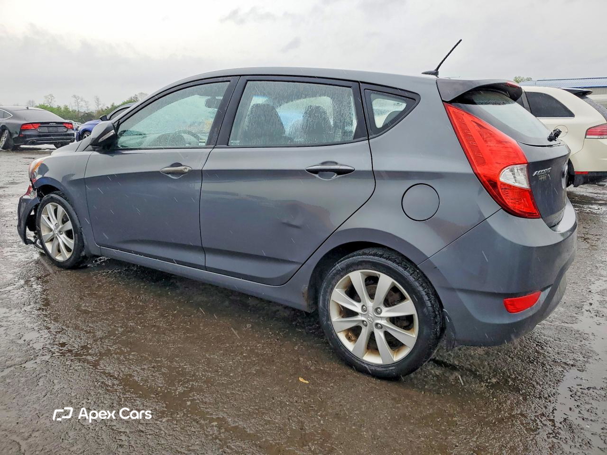 Hyundai Accent 2013