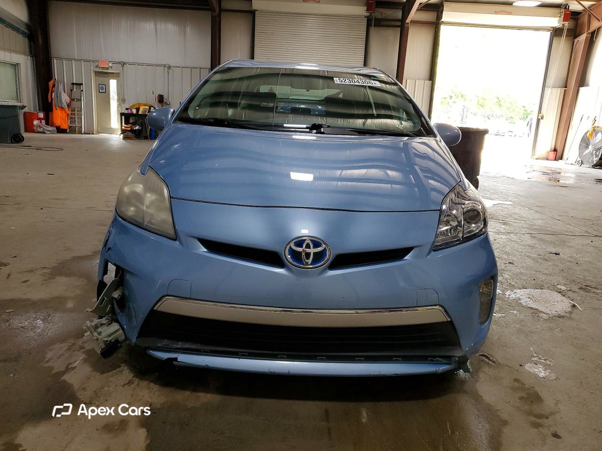 Toyota Prius 2012