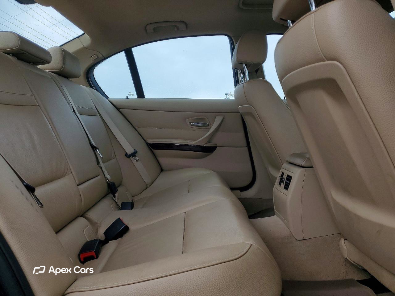BMW Series 3 2011