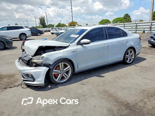 Volkswagen Jetta 2017 - Image 1 of 12
