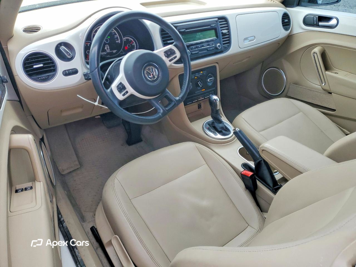 Volkswagen Beetle 2014