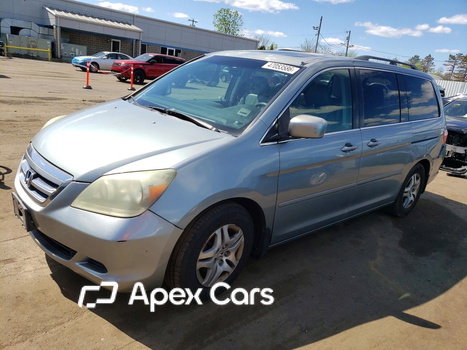 Honda Odyssey 2005 - Image 1 of 13