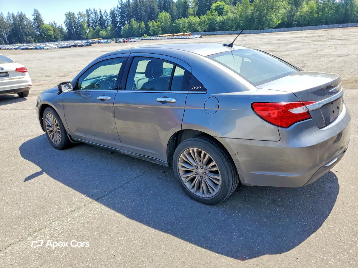 Chrysler 200 2011