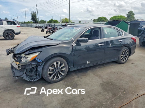 Nissan Altima 2018 - Zdjęcie 1 z 14