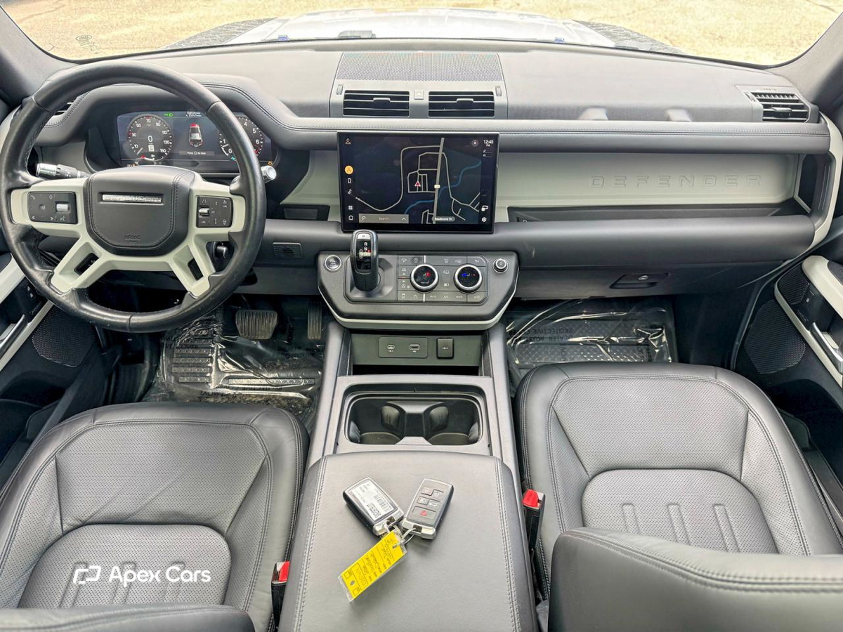 Land Rover Defender 2022
