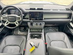 Land Rover Defender 2022