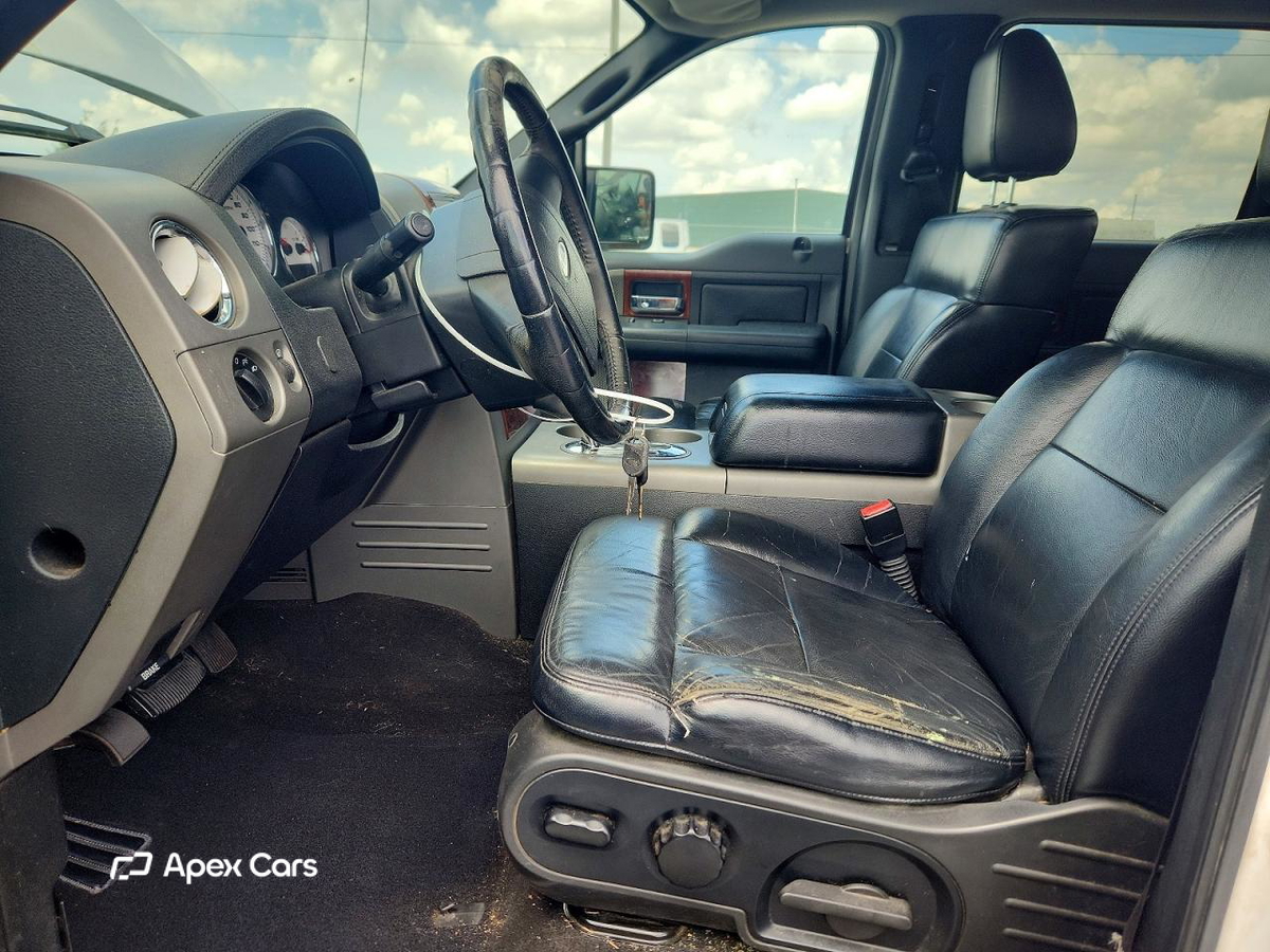Ford F-150 2005