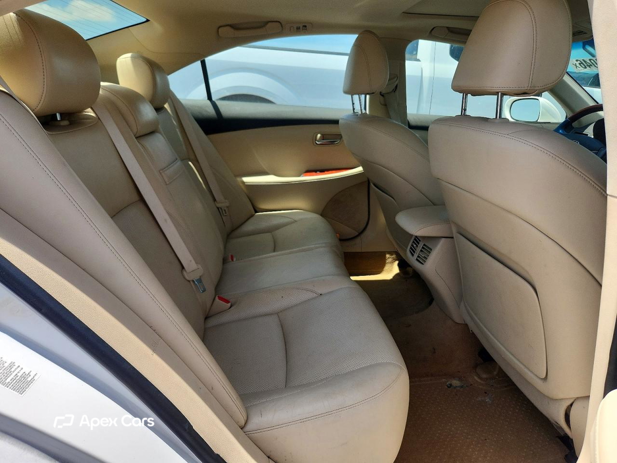 Lexus ES 2012