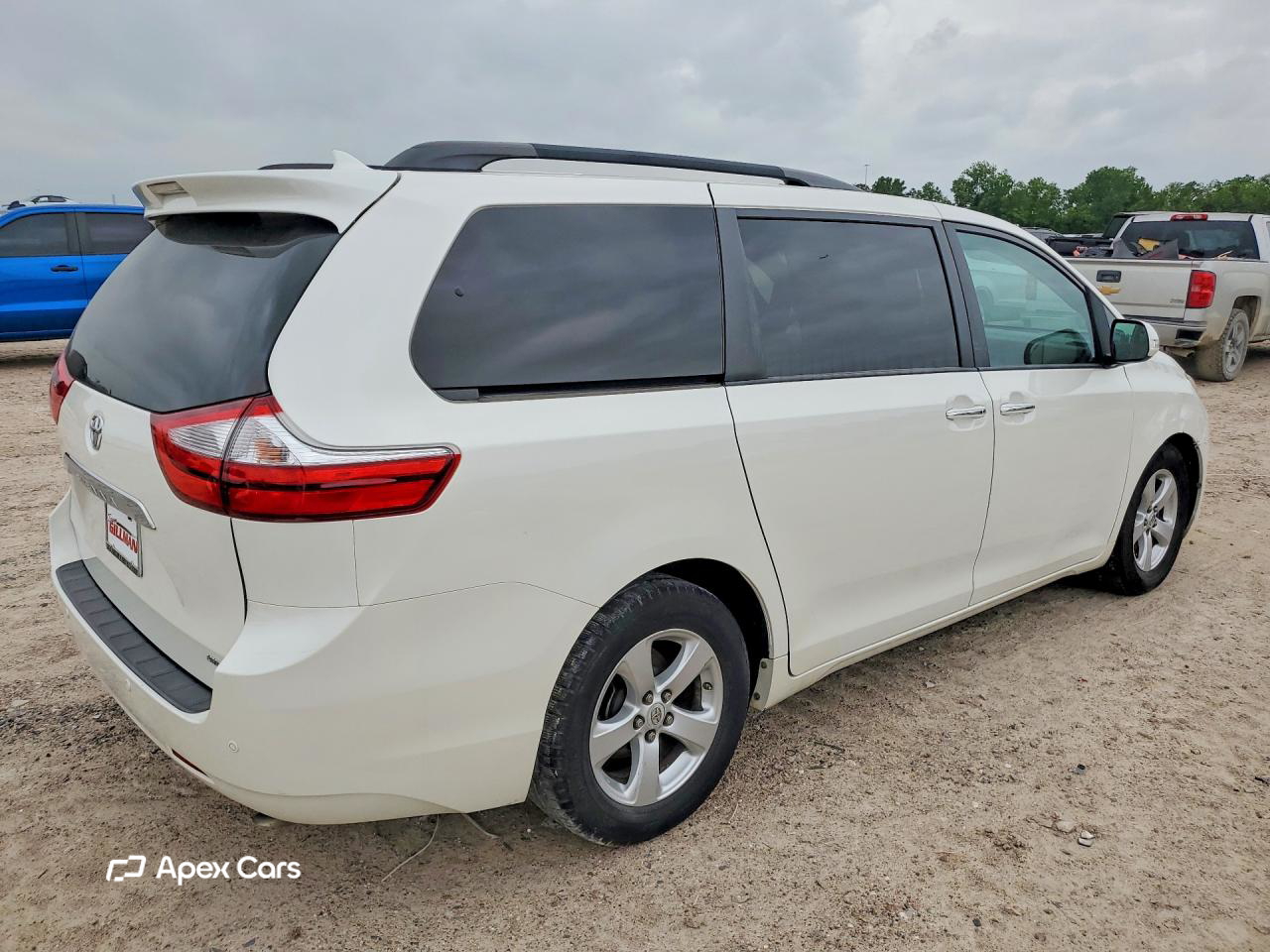 Toyota Sienna 2017
