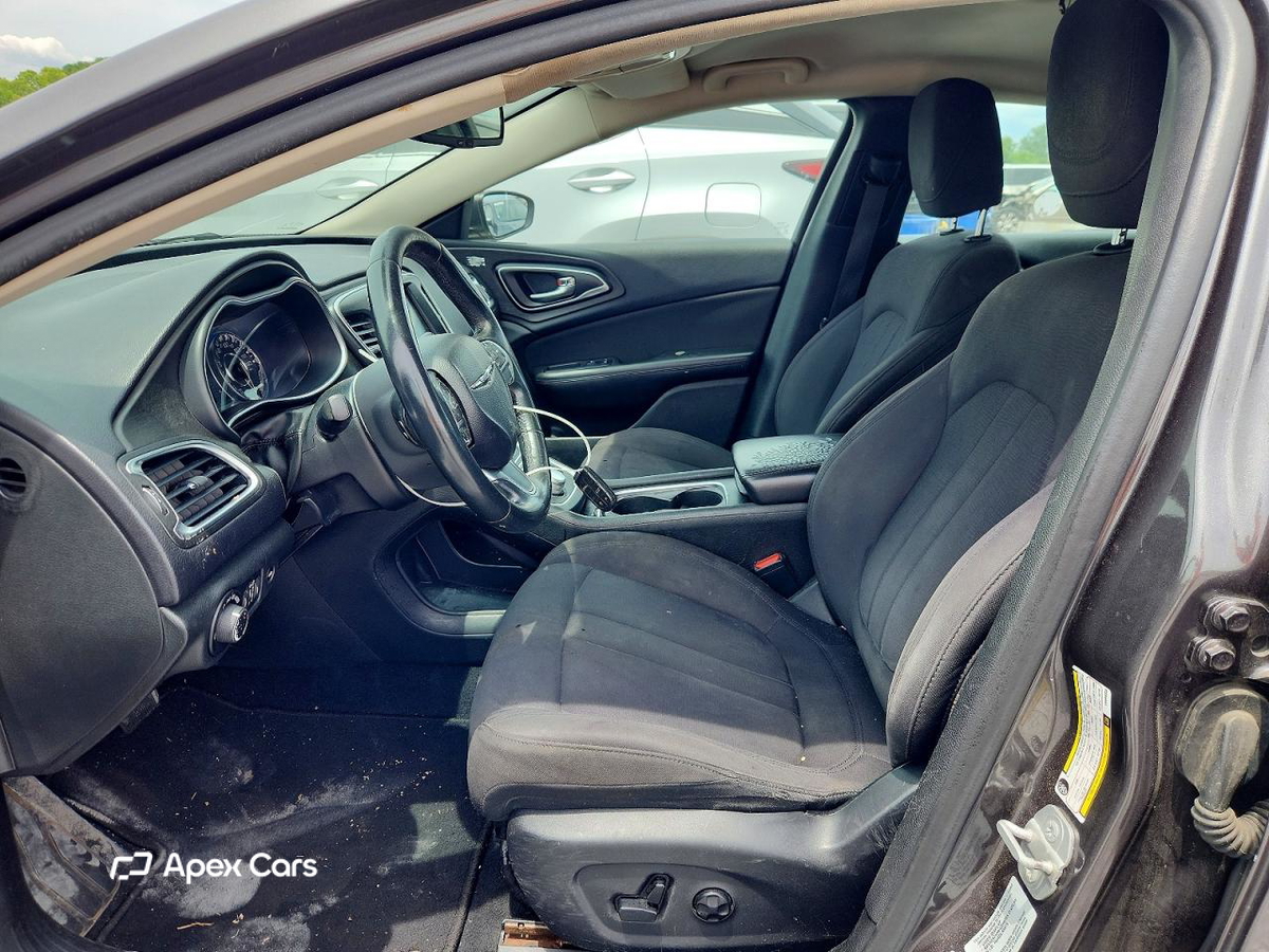 Chrysler 200 2015