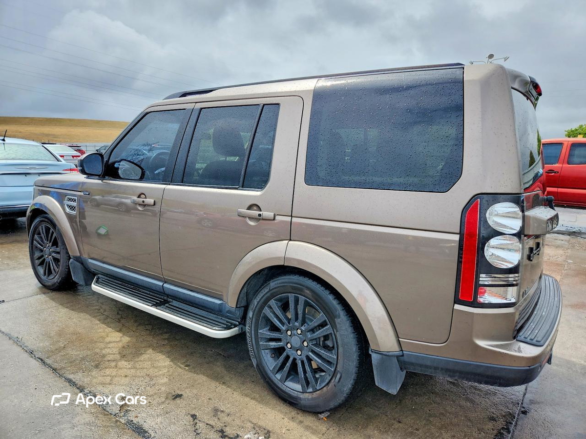 Land Rover LR4 2016