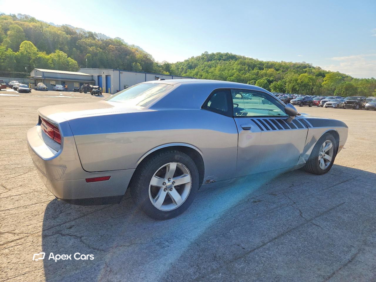 Dodge Challenger 2013