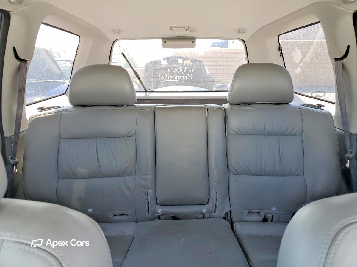 Mitsubishi Montero 2003
