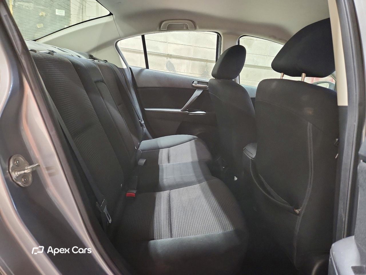 Mazda 3 2012