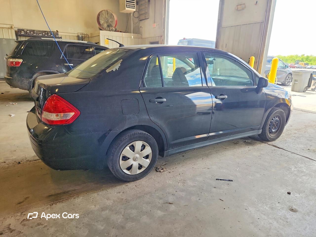 Nissan Versa 2010